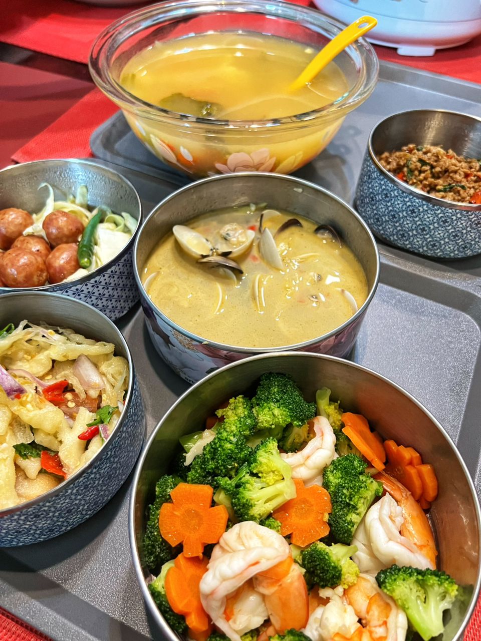 thai_bites_jun2026_vk_01