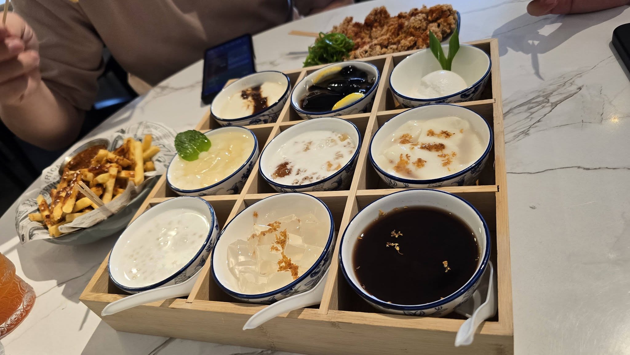 yeye_food_dessert_jun2026_aslim_01