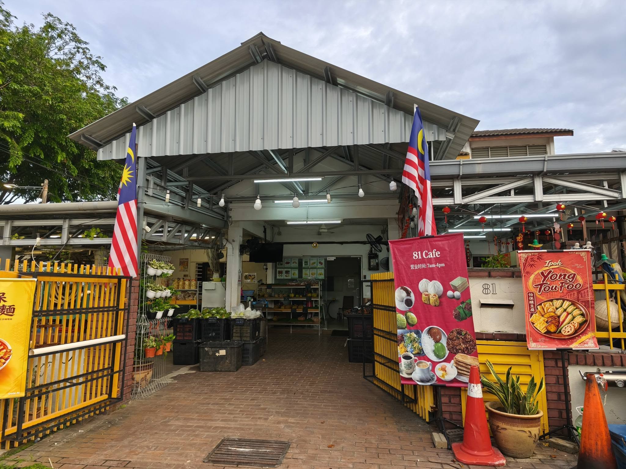 81_cafe_aug2026_cheeleong_05