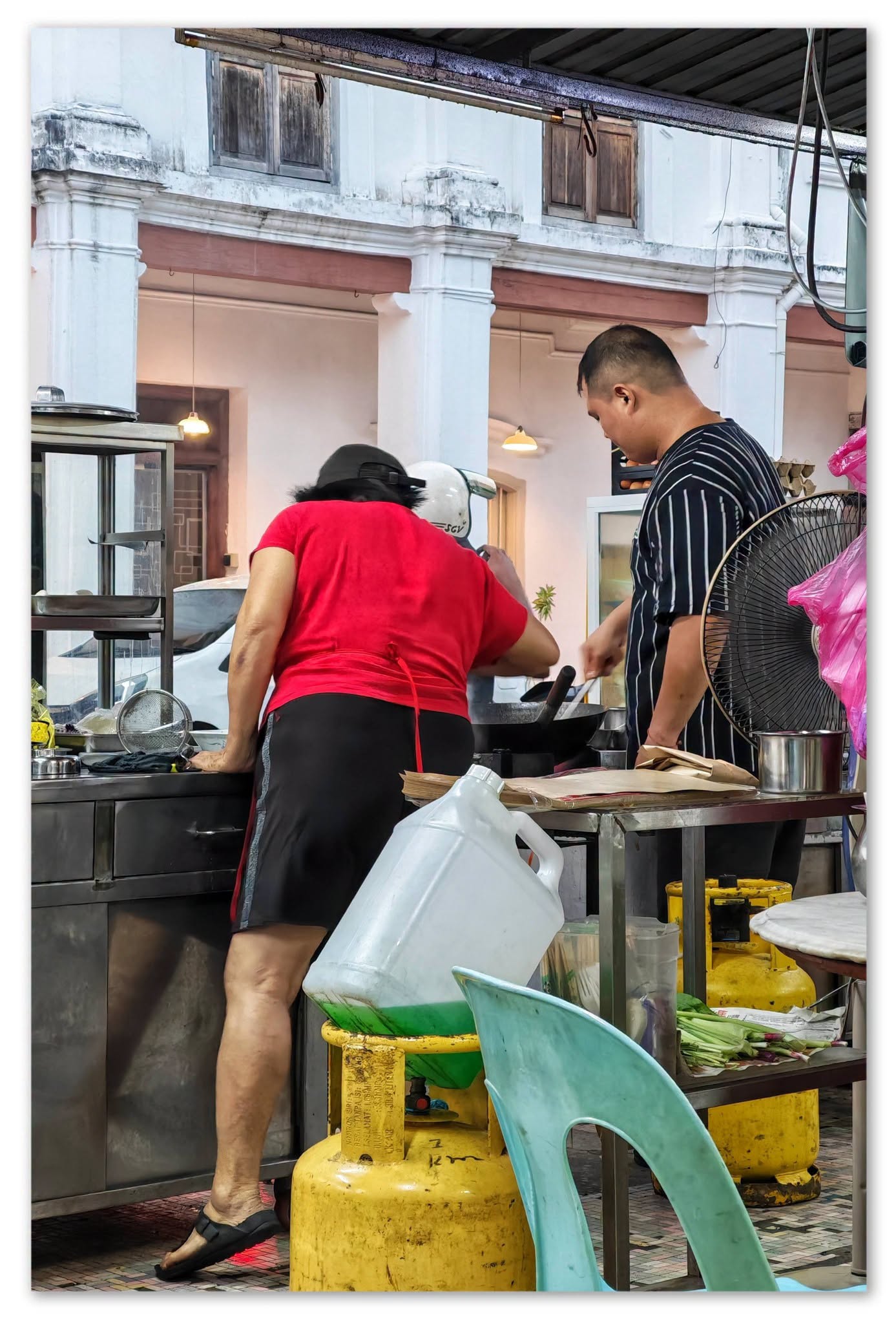 hock_poh_lye_cafe_aug2026_hedgesliang_03