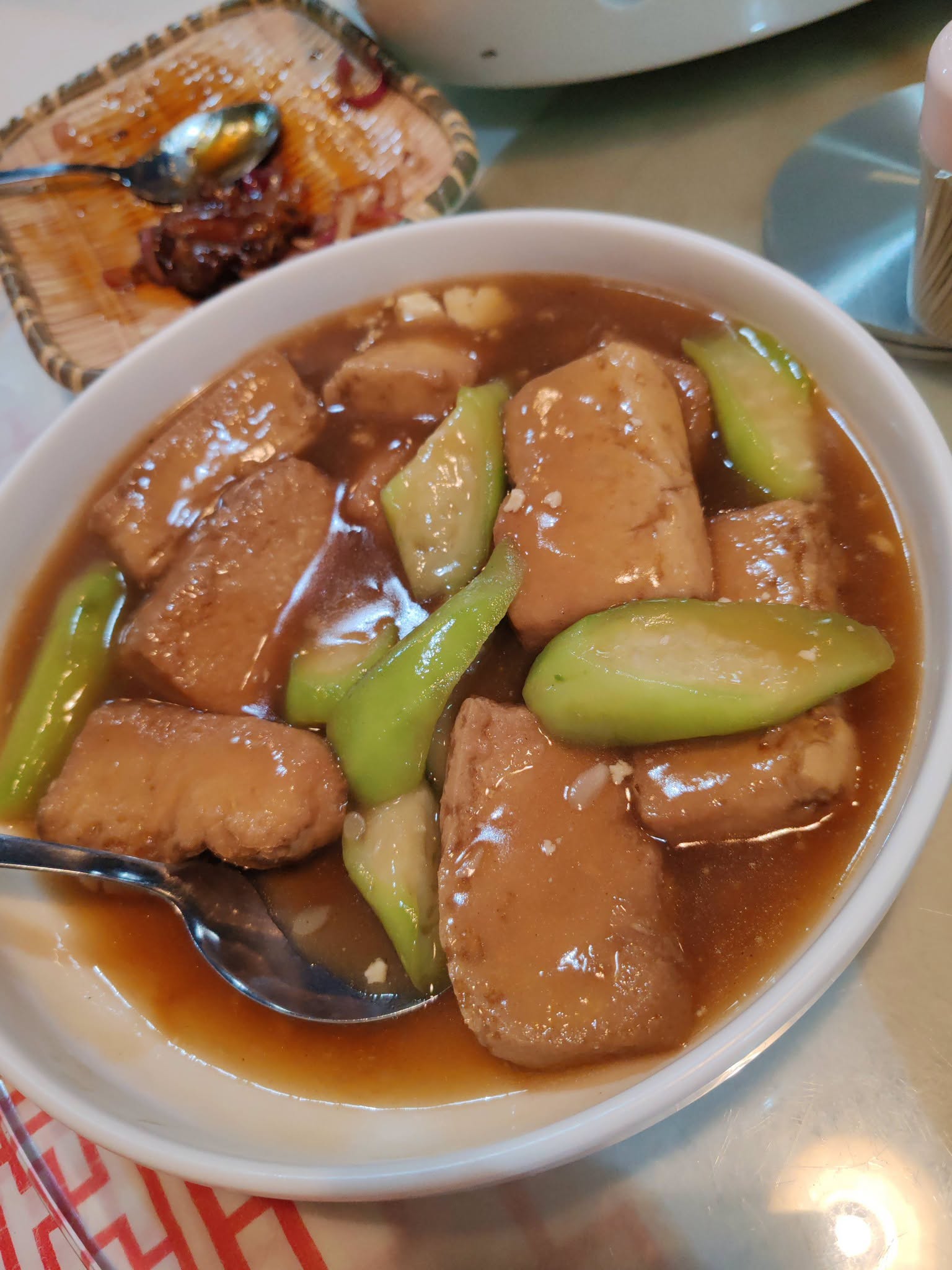 restoran_lucky_sin_aug2026_kanechong_03