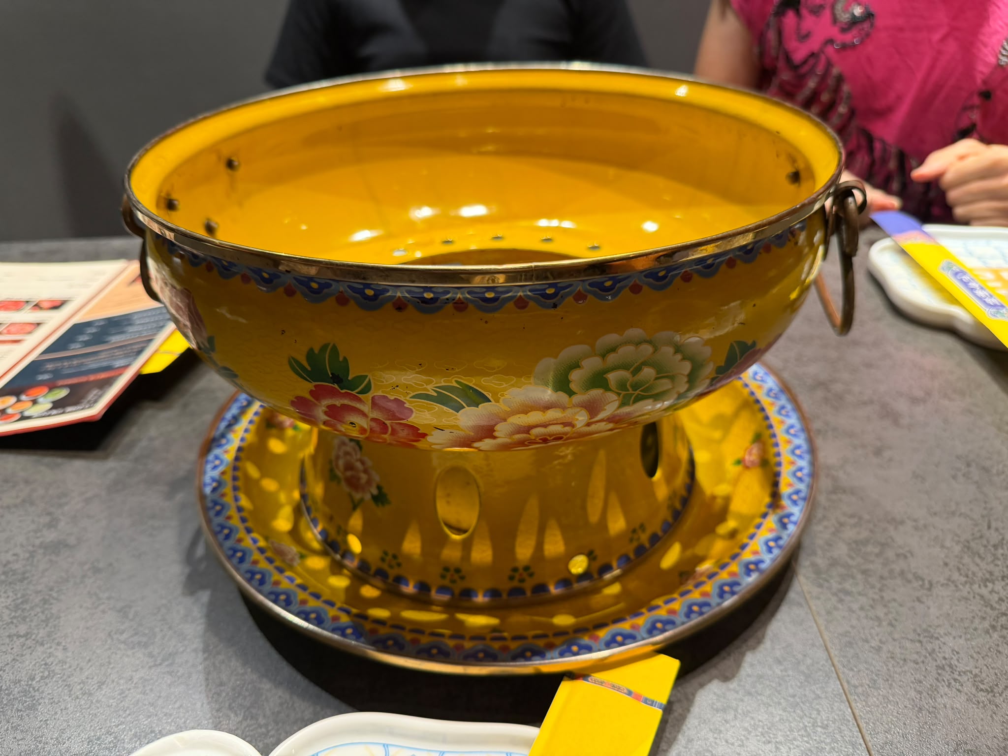 jin_ji_hotpot_gulou_sep2026_lukesoon_01