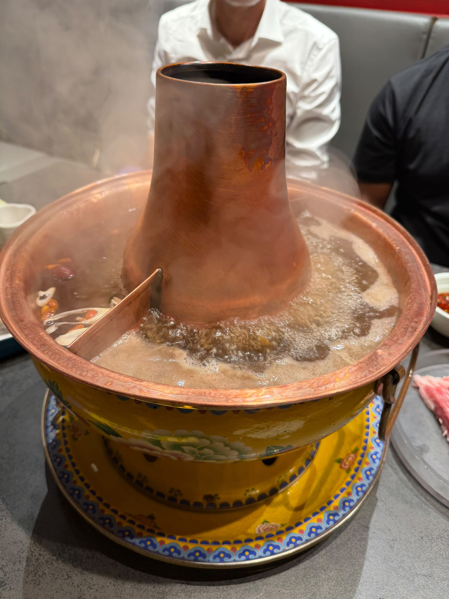jin_ji_hotpot_gulou_sep2026_lukesoon_03