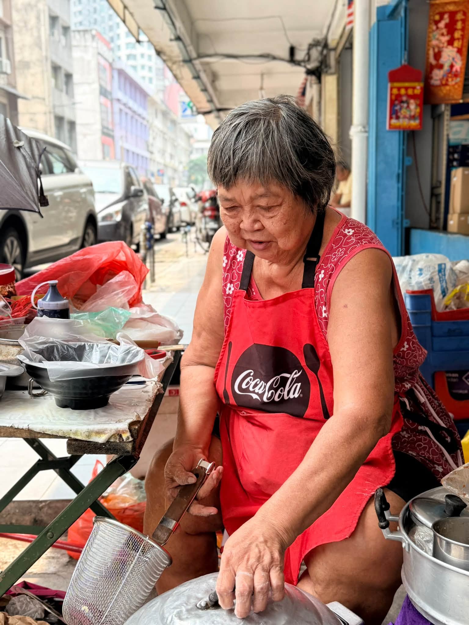 sister_qing_hakka_noodles_sep2026_stevencttea_05