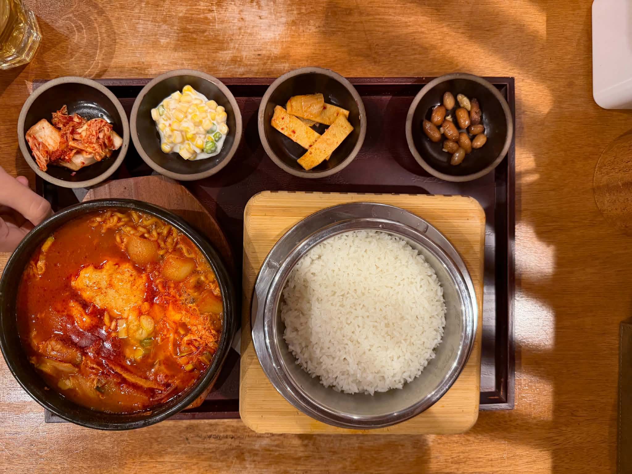 seoul_noodle_shop_vivo_city_oct2026_lukesoon_03